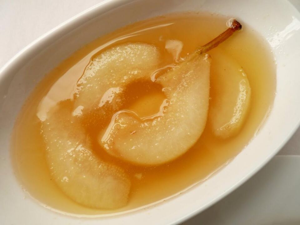 Für Patienten mit Prostatitis ist es sinnvoll, Birnenkompott in die Ernährung aufzunehmen